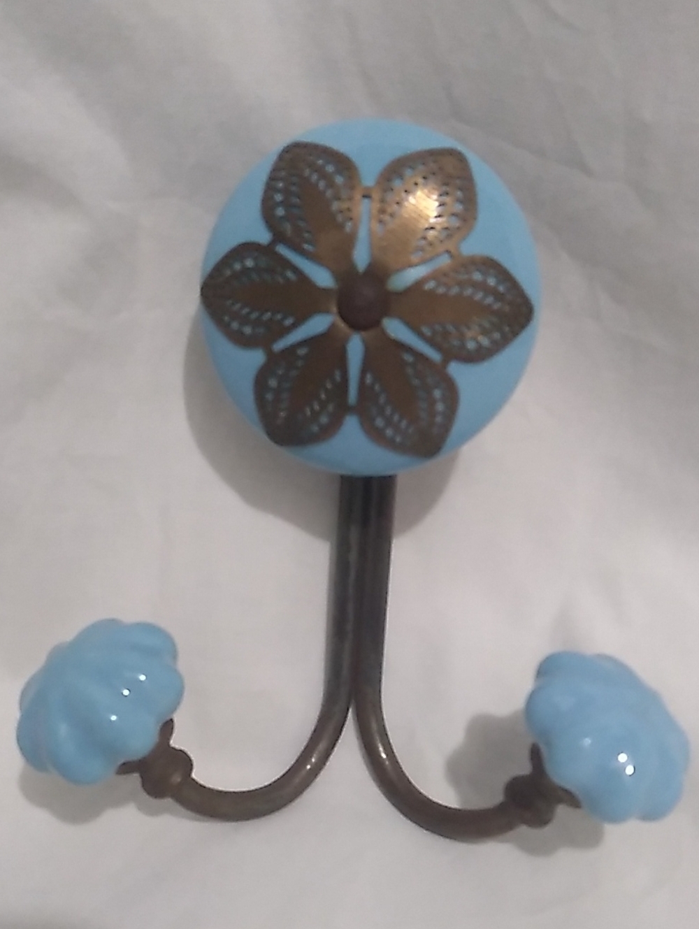 Light Blue Floral Ceramic Double Wall Hook Bronze Filigree (B3)